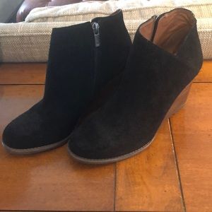 Lucky brand black suede booties